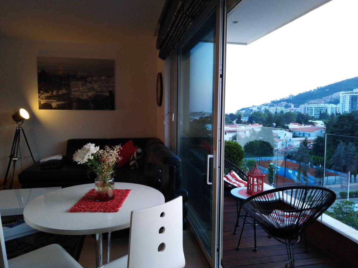 Red Lux Apartment Будва Екстериор снимка